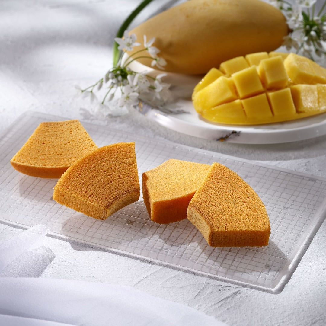 期間限定】フルーティーな夏の味わい『マンゴーチーズバウム