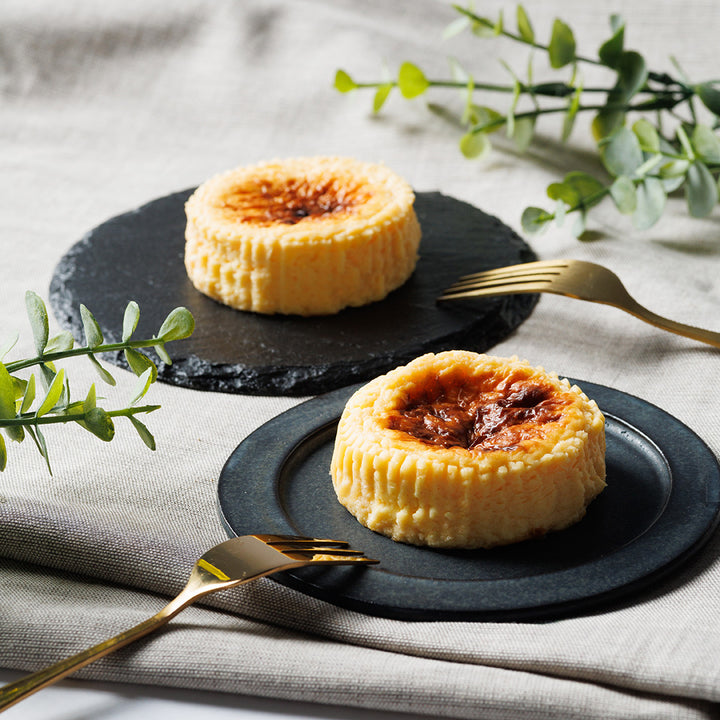 バスクチーズケーキ ミニ（4個入）