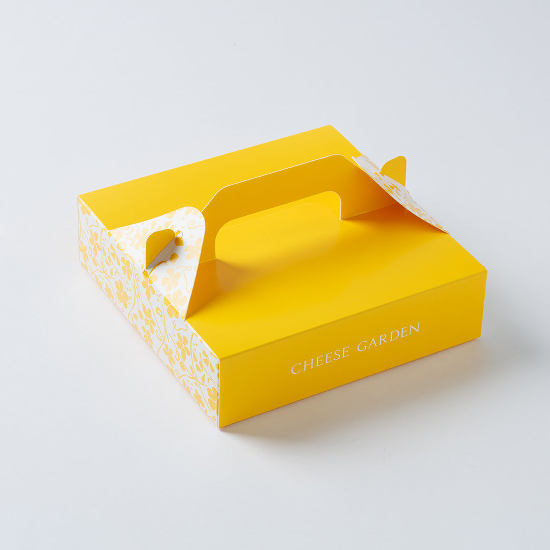 バスクチーズケーキ ミニ（4個入）